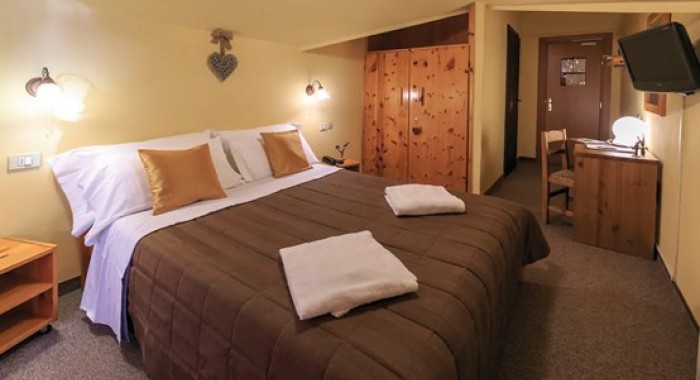 Hotel Furggen, Cervinia ski chalet, image 3